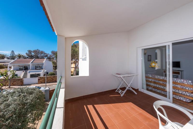 Standard One-Bedroom Apartment image 3