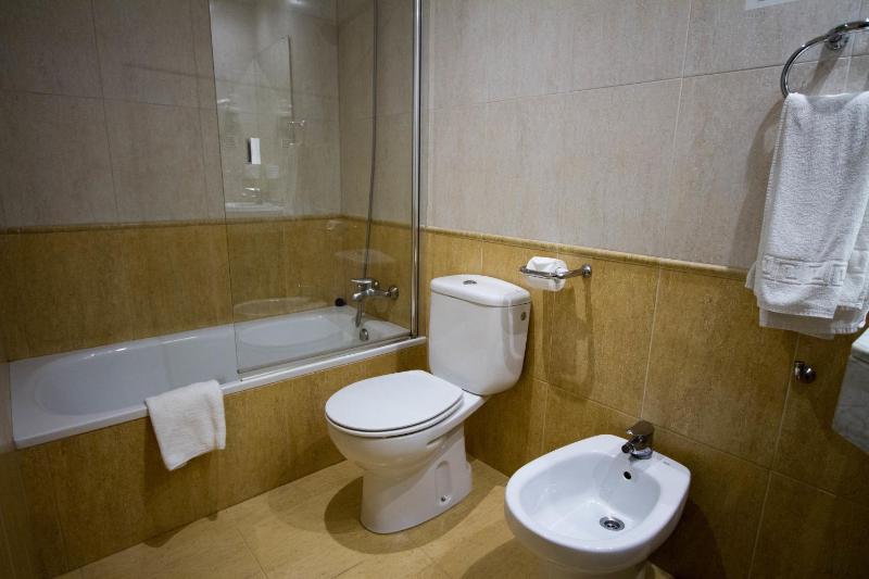 Single Room image 2