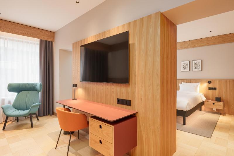 Aston Hotel Riga - image 4