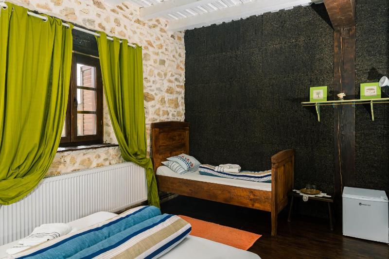 Triple Room image 4