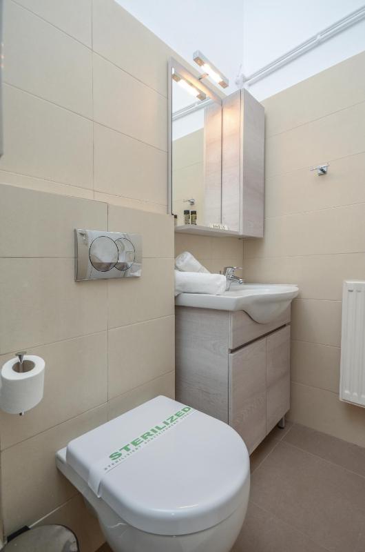 Double Room with Side Sea View image 3