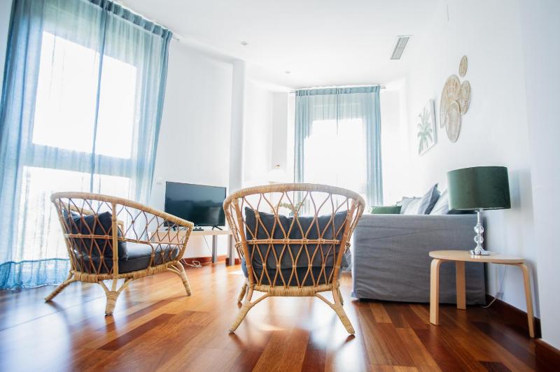 One-Bedroom Apartment image 3