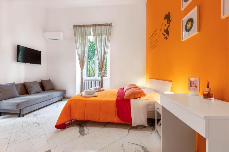 Triple Room with Garden View image 4