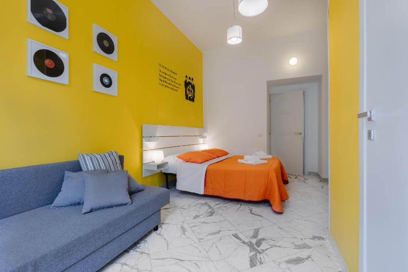 Deluxe Double Room image 1
