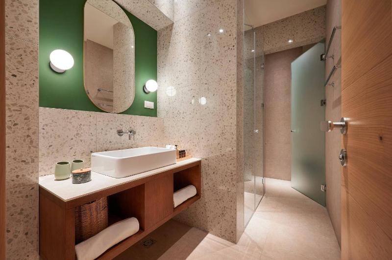 Beautiful Villa Crystalsea 2 with a pool in Hvar - image 5