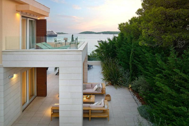 Beautiful Villa Crystalsea 2 with a pool in Hvar - image 49