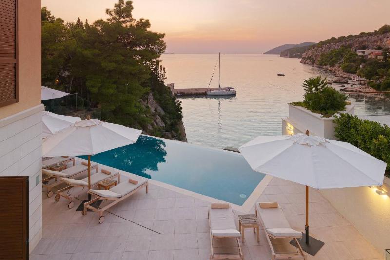 Beautiful Villa Crystalsea 2 with a pool in Hvar - image 46