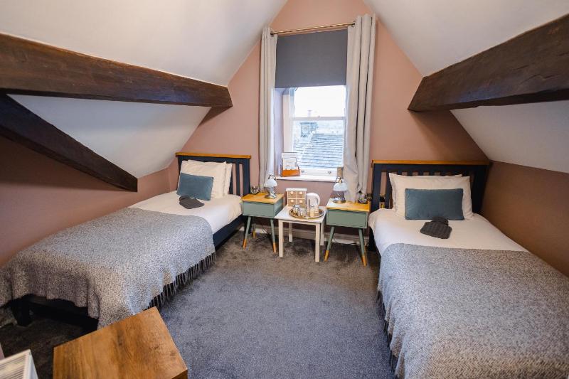 Moor View - Twin Room image 2