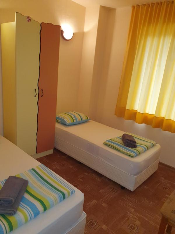 Quadruple Room with Sea View image 4
