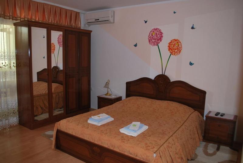 Apartment - Ground Floor image 2