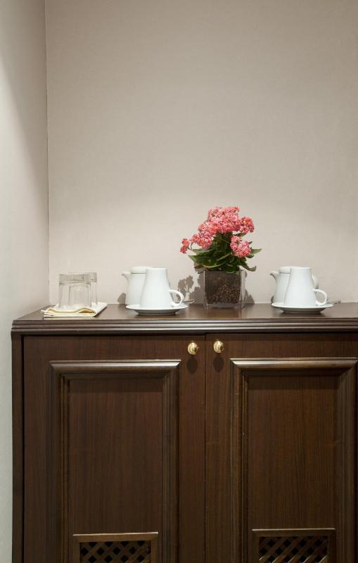 Standard Double/Twin Room image 4
