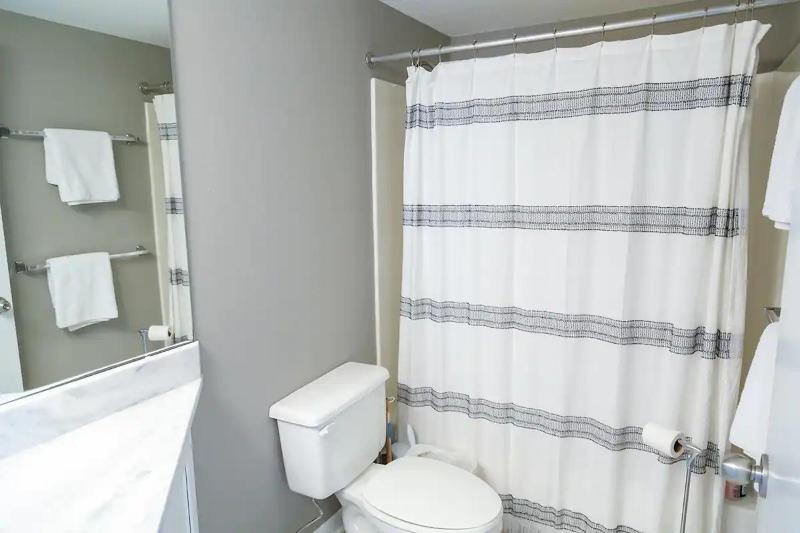 Bluewater 701 - image 43