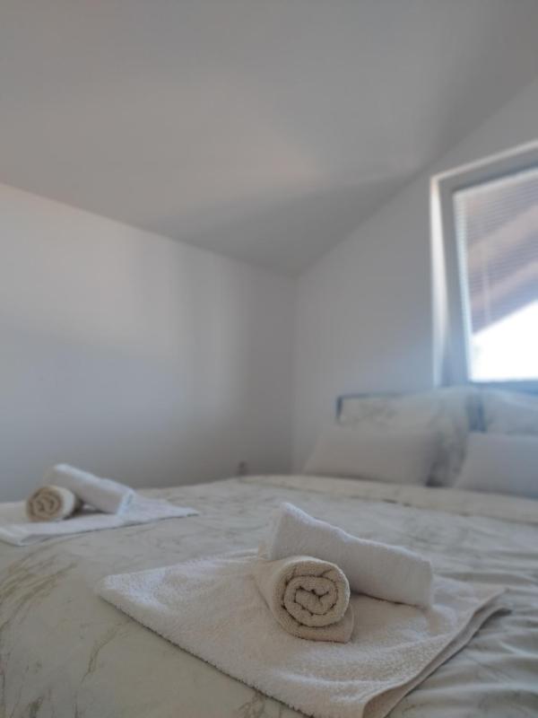 Apartmani Pivac 1 - image 10