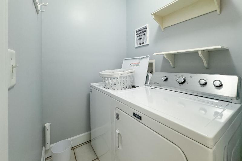 Island Royale 701 - image 18