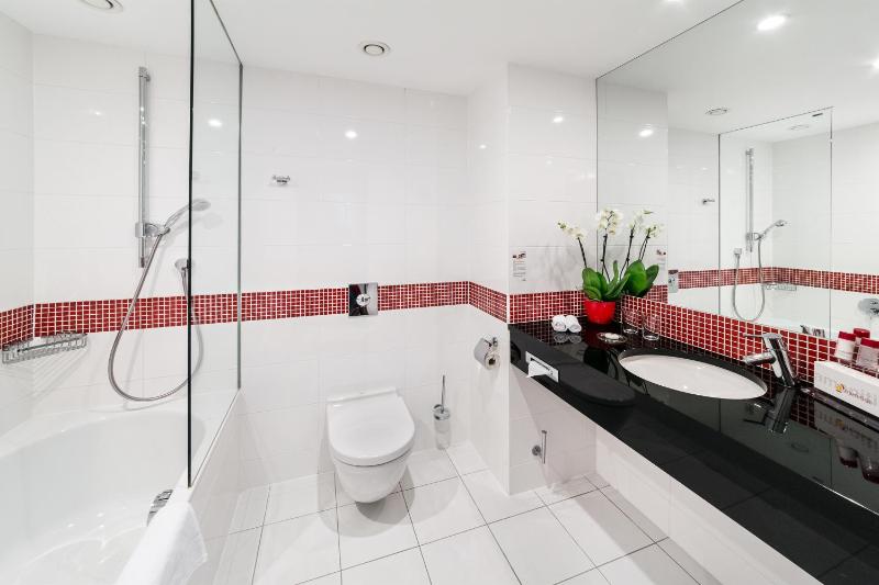 Suite image 4