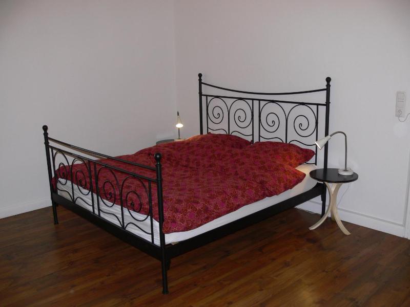 Studio Apartment image 3