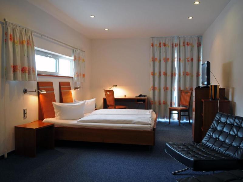 Comfort Single Room image 2