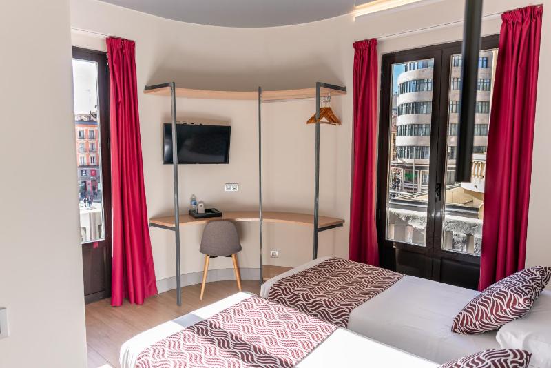Hostal Juliette-Gran Vía - image 13