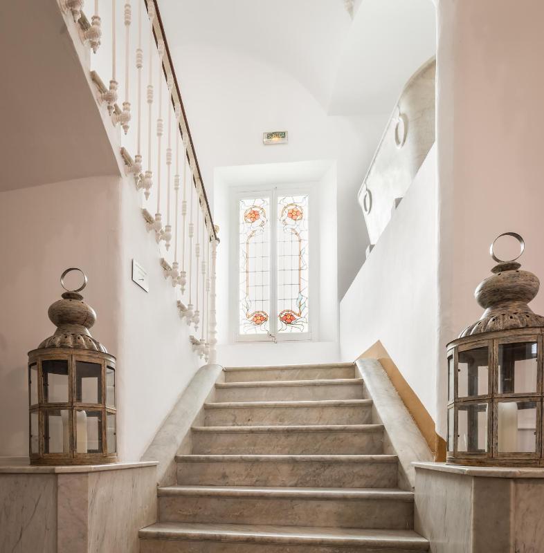 Hotel Medium Romantic - image 34