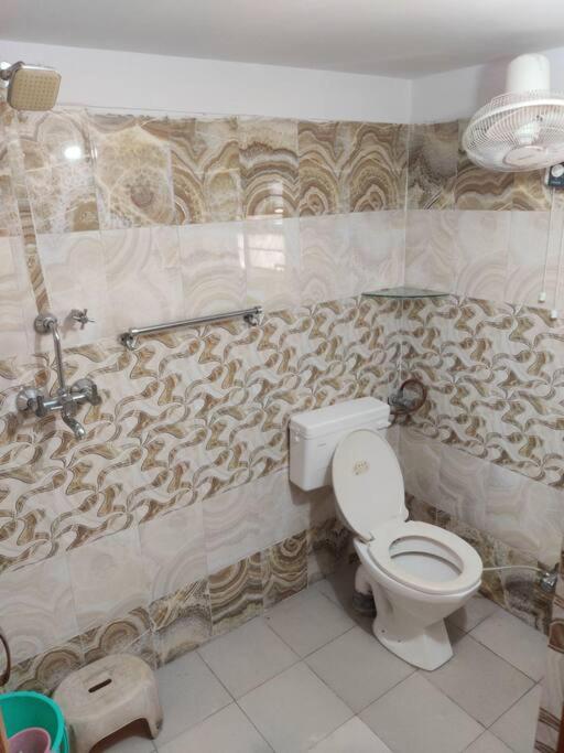 Urban Vibe 1 BHK Homestay - image 4