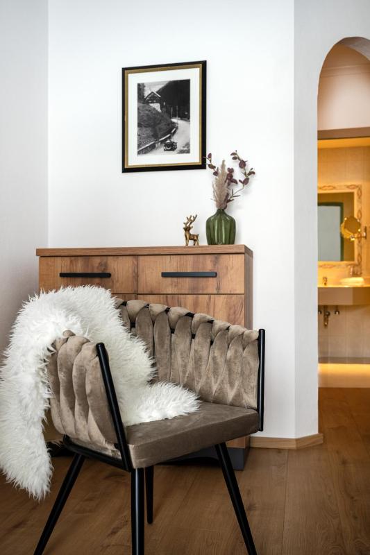 Standard Double Room with Balcony image 2