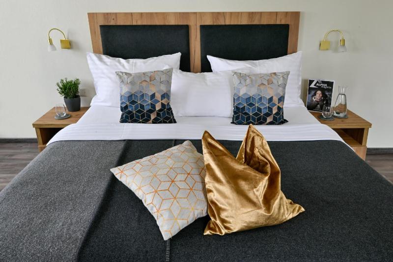 Comfort Double Room with Balcony image 4