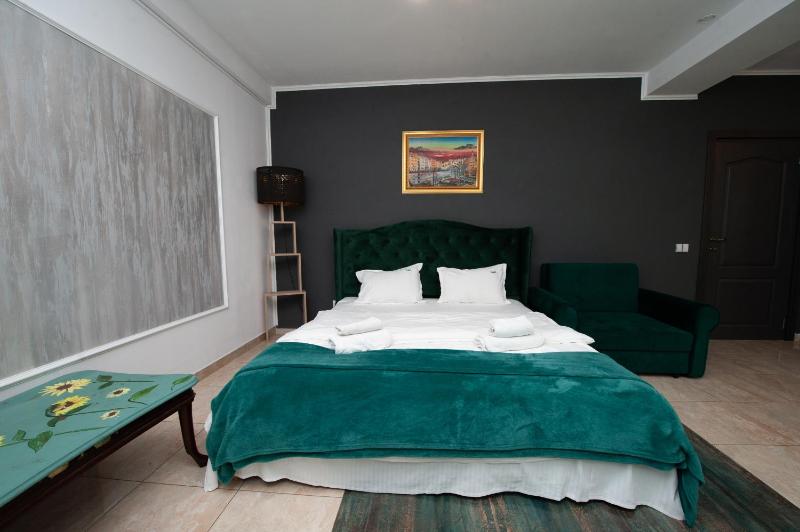 Comfort Triple Room image 2