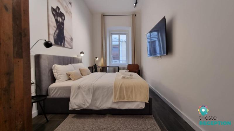 Milano Urban Flat Images