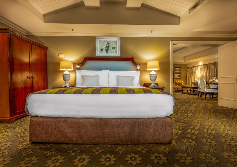 Hemingways Hotel - image 7