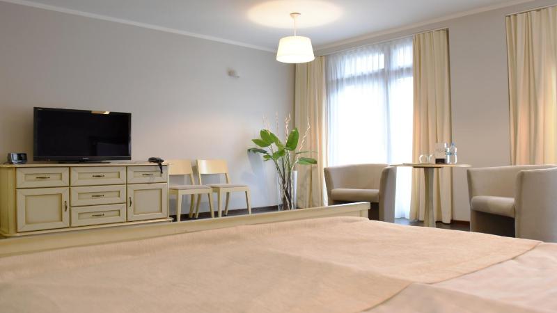 Deluxe Apartment image 2