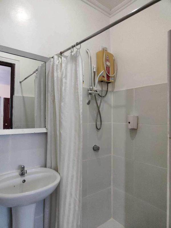 Big Brother Condotel - image 43