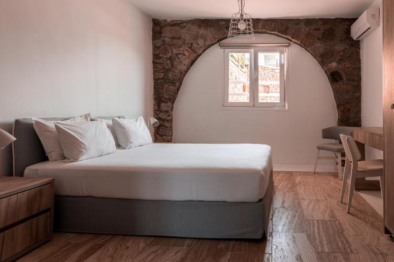 Family Suite with Land View image 4