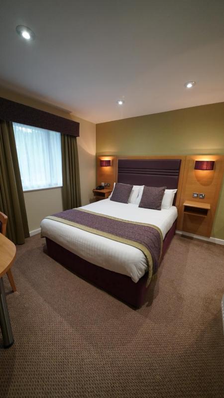 Double Room - Disability Access image 2