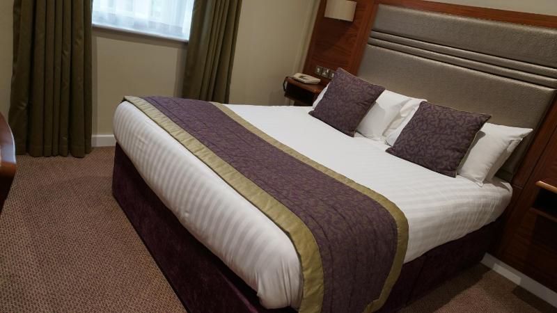 Double Room image 4