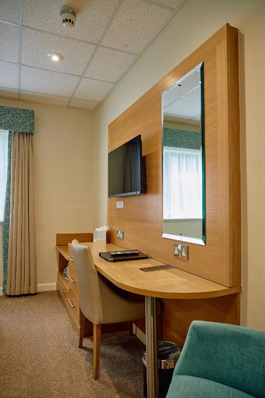 Double Room image 3