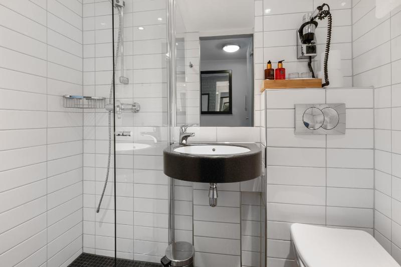 Single Room image 1