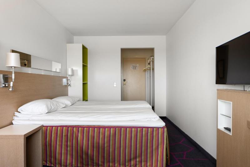 Superior Double Room image 3