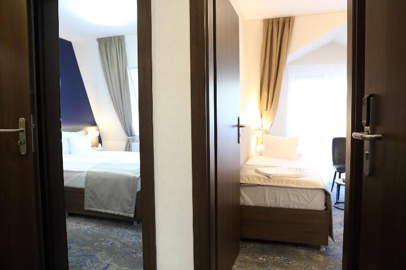 Hotel Crystal - image 28