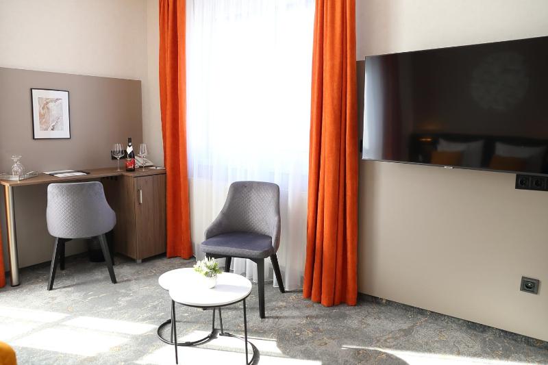 Hotel Crystal - image 34