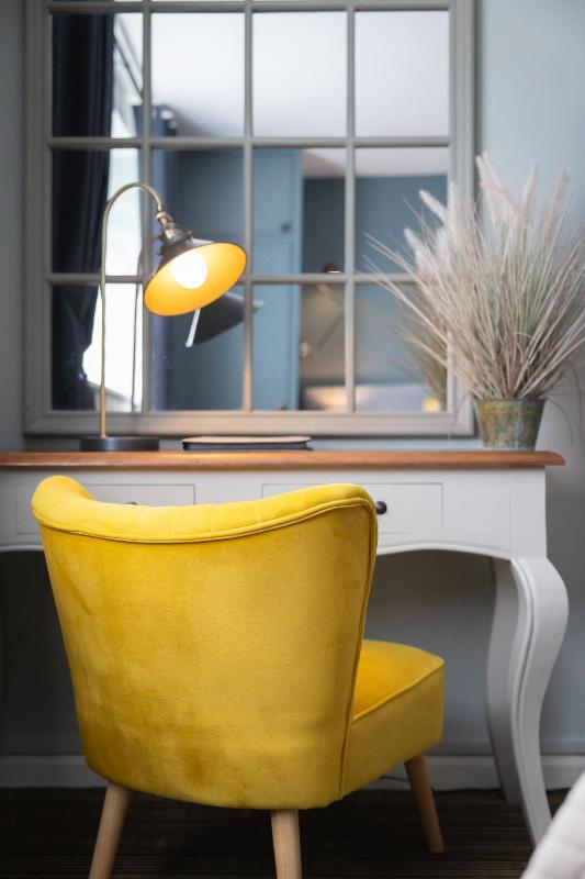 Standard Double Room image 4