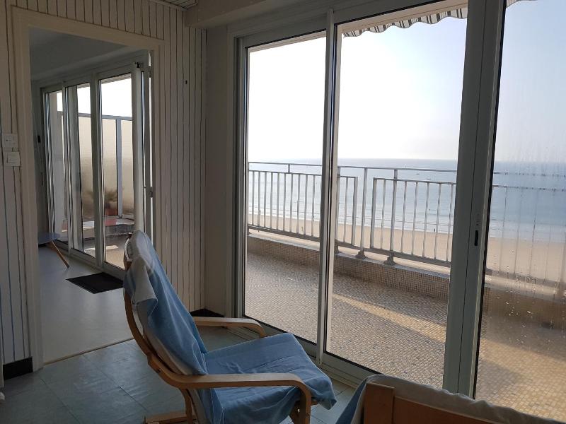 Le Miramar - Appartement 1 Etoile Face Mer - image 10