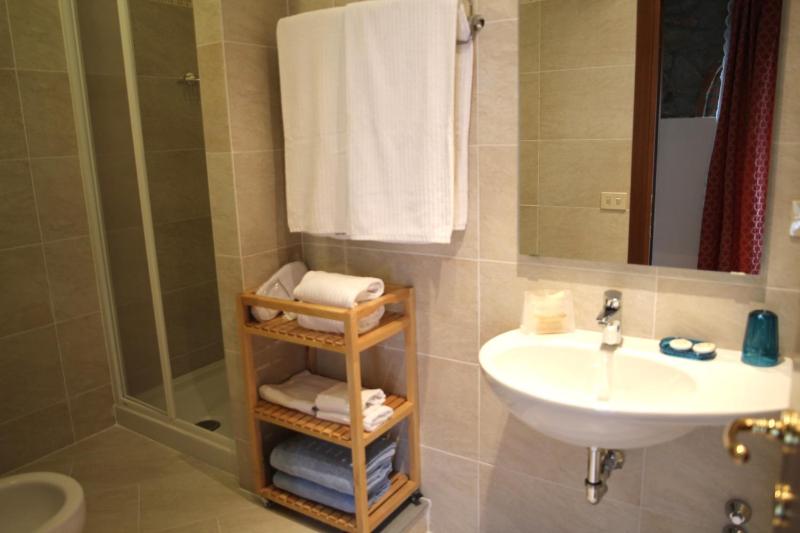 Double Room image 1