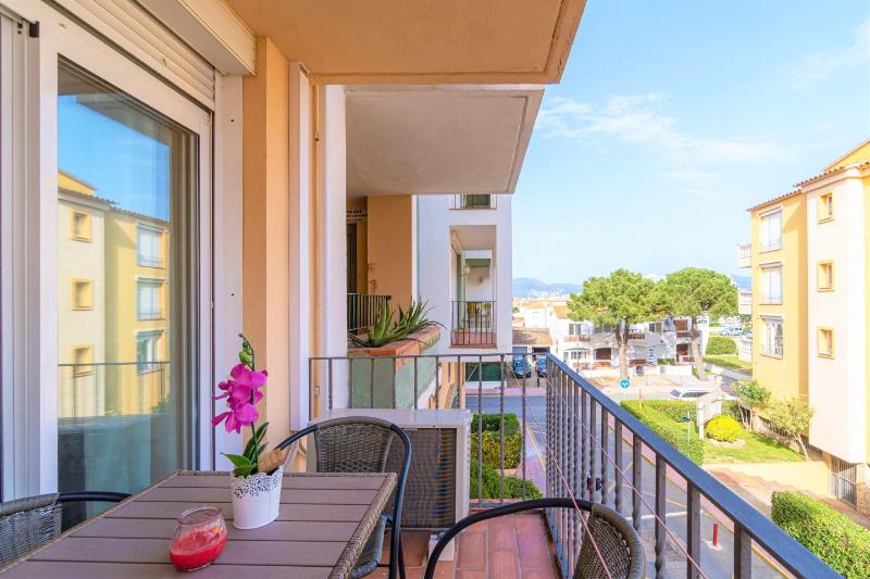Apart-rent Apartamento Gran Reserva 0057 cerca de la playa - image 10