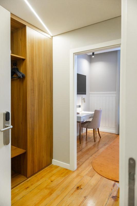 Classic Double or Twin Room image 2