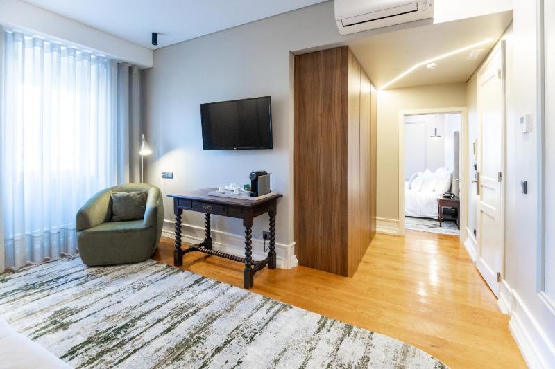 Suite image 3