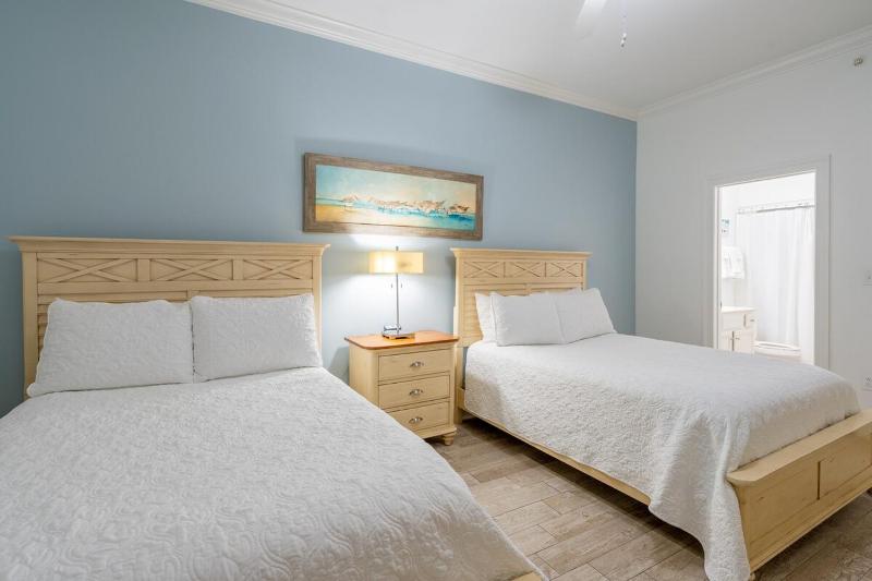 The Oasis 704 - image 23