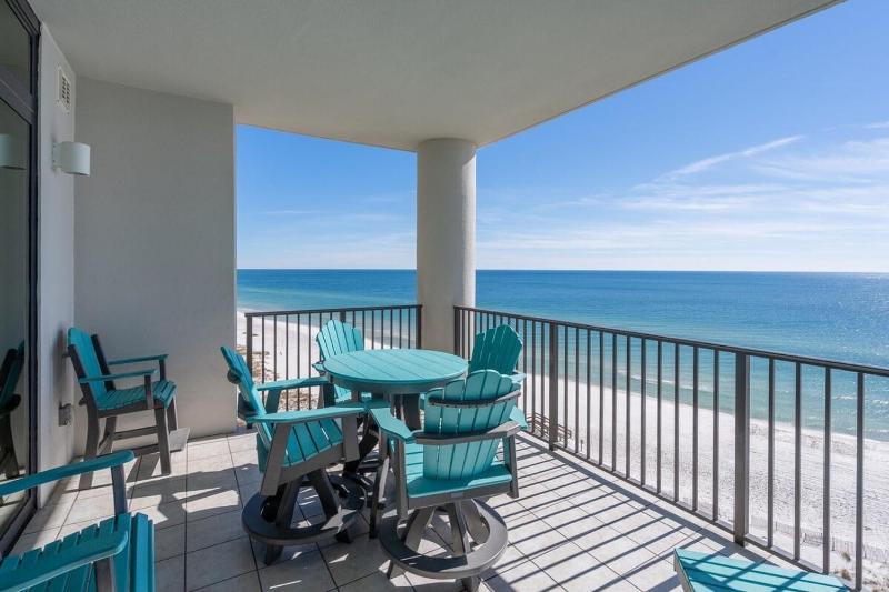 The Oasis 704 - image 9