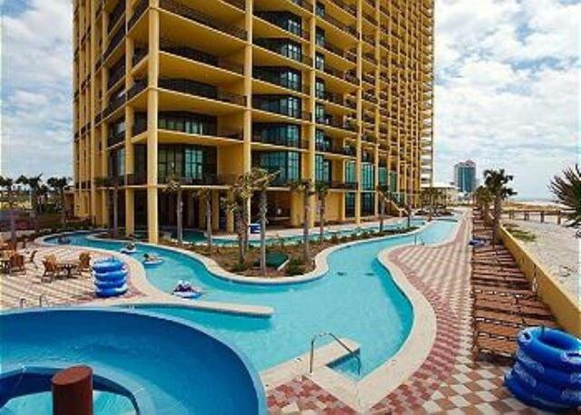 The Oasis 704 - image 3