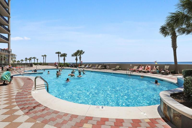 The Oasis 704 - image 26