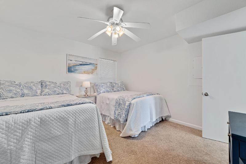 Summerchase 304- Family Friendly Fun Beach Getaway!! - image 18